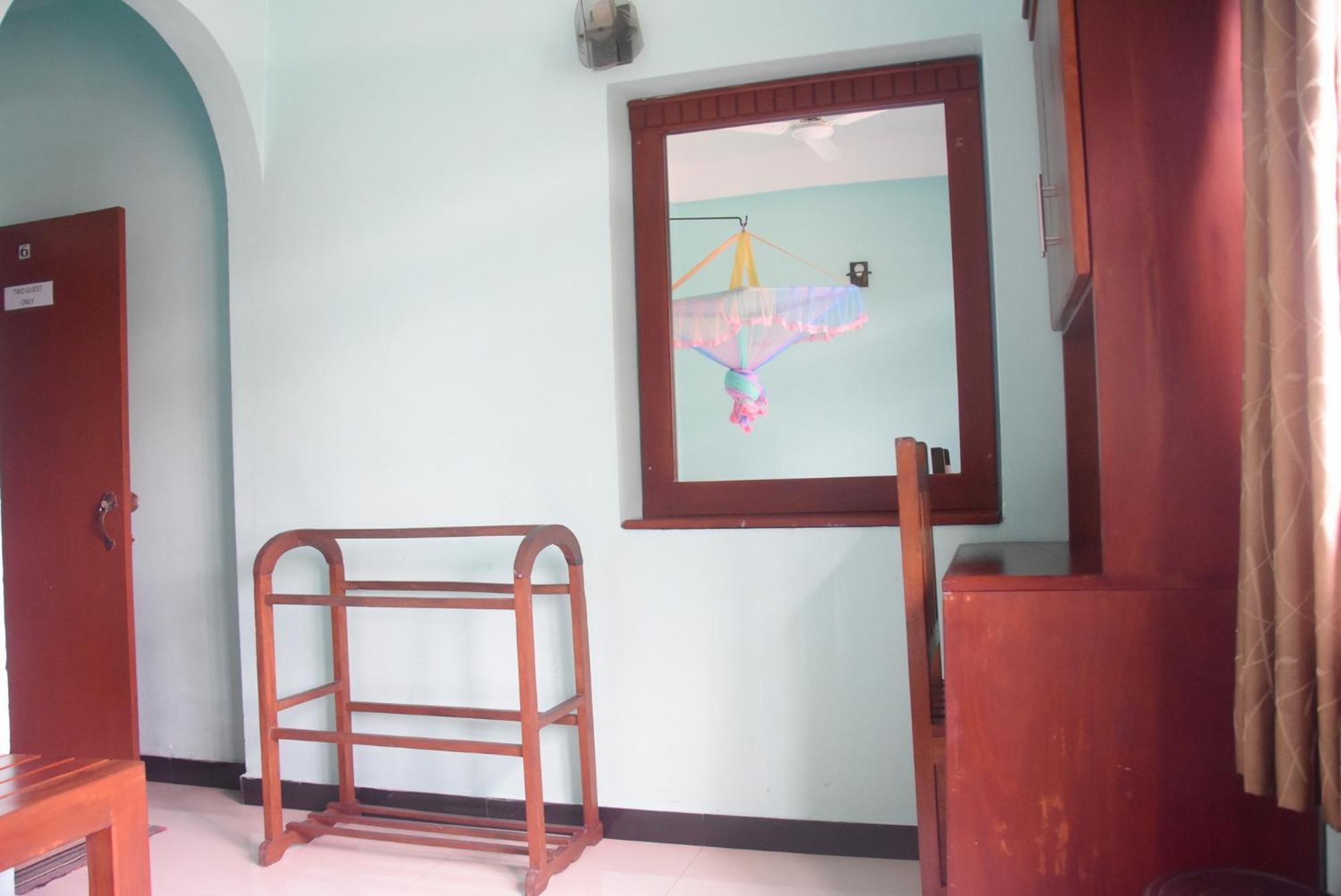 Hotel Rathna Gems Halt Ratnapura Exterior foto