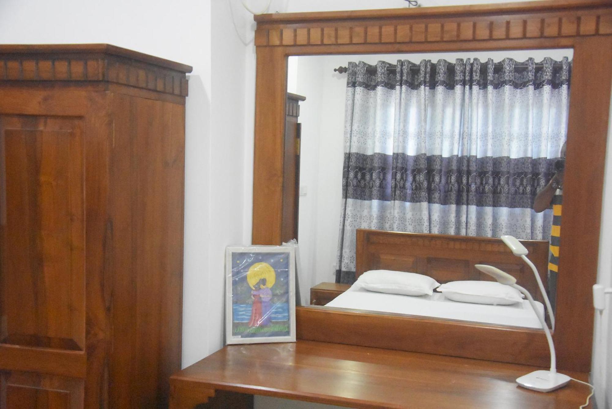 Hotel Rathna Gems Halt Ratnapura Exterior foto