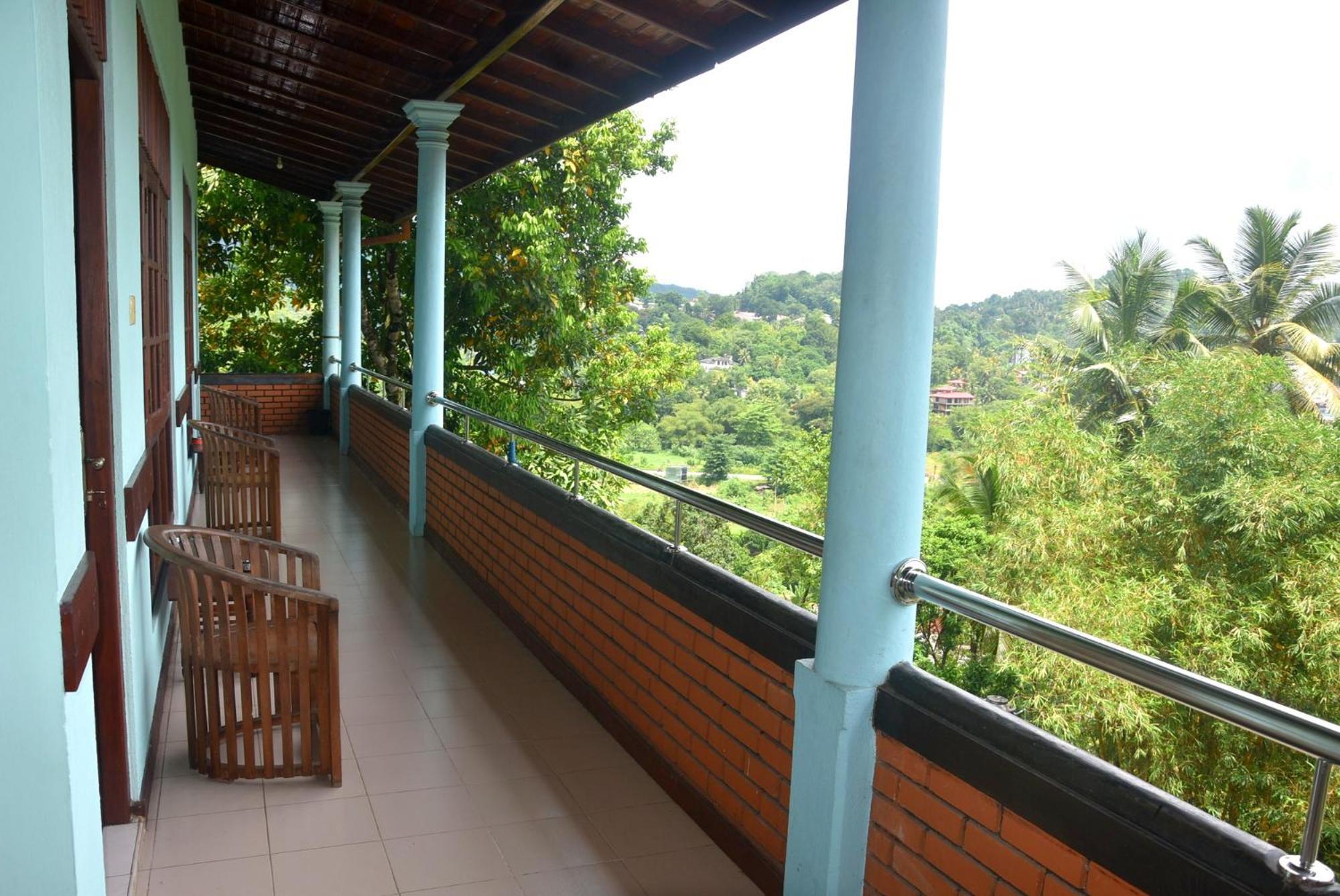 Hotel Rathna Gems Halt Ratnapura Exterior foto