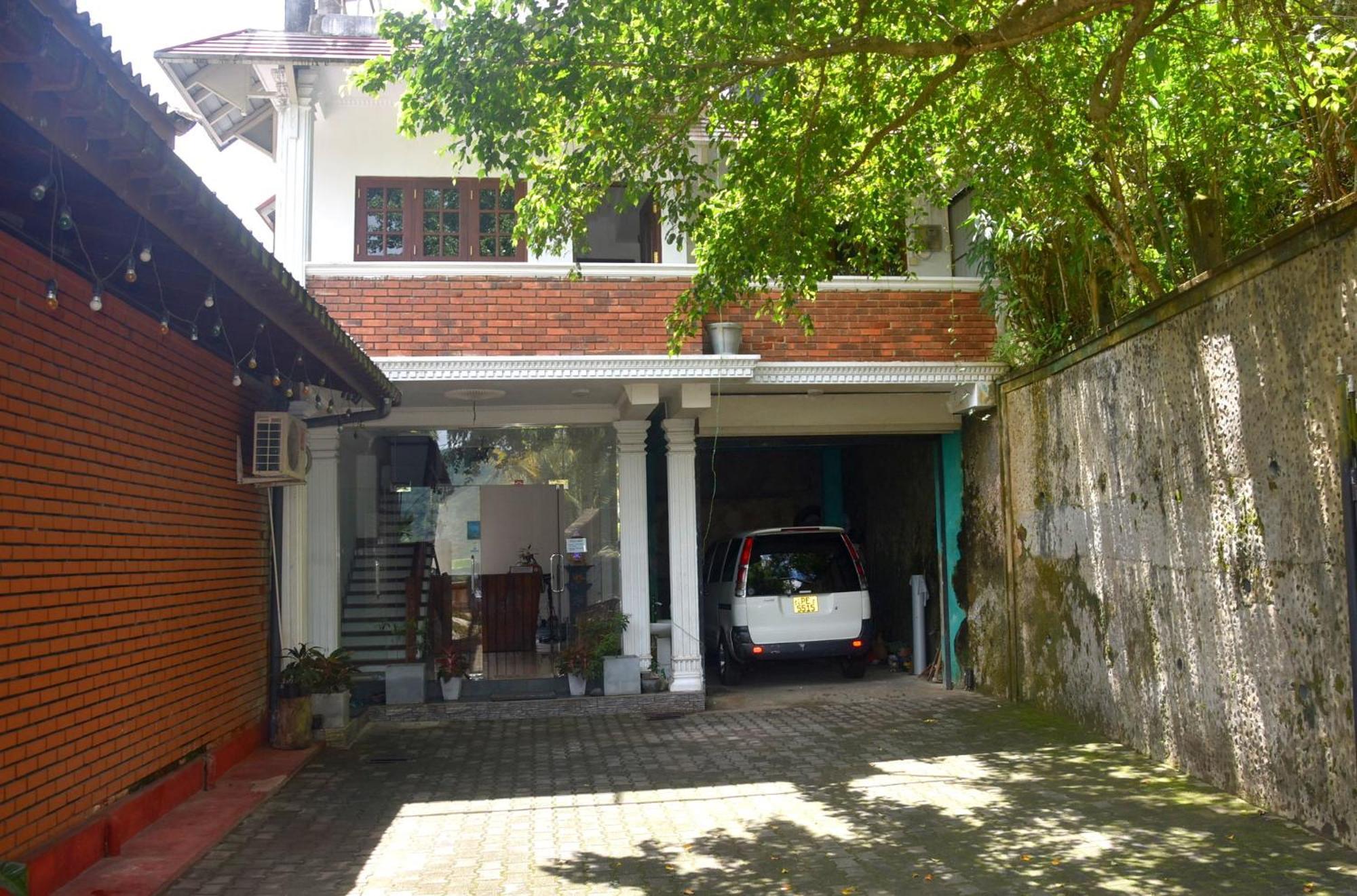 Hotel Rathna Gems Halt Ratnapura Exterior foto